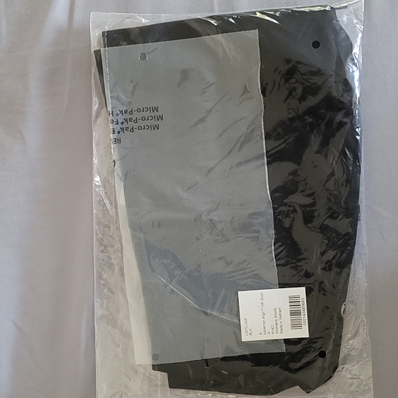 NWT ❤️Lululemon Align HR Short 4" Inseam Black Sizes 2 4 6❤️ - Picture 11 of 16